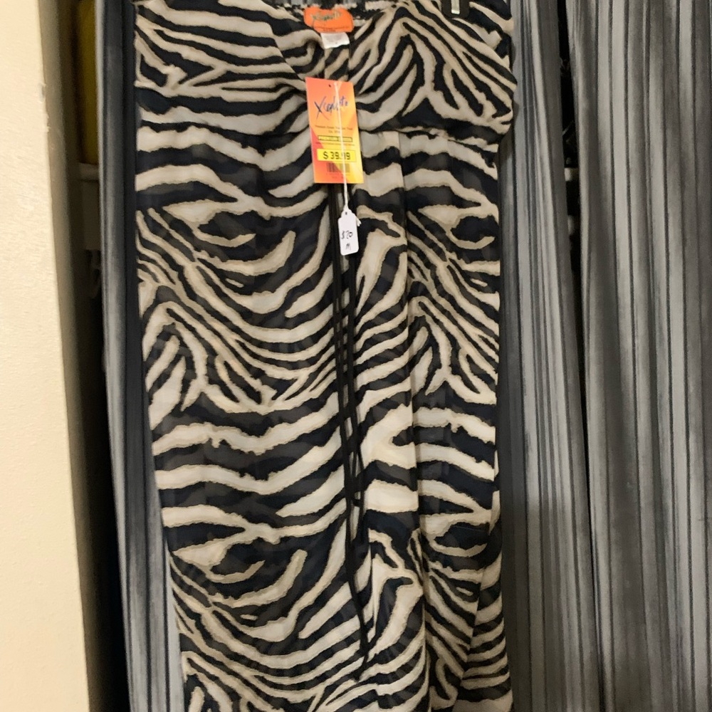 Black and White Maxi Pencil Top for Casual Resort Wear